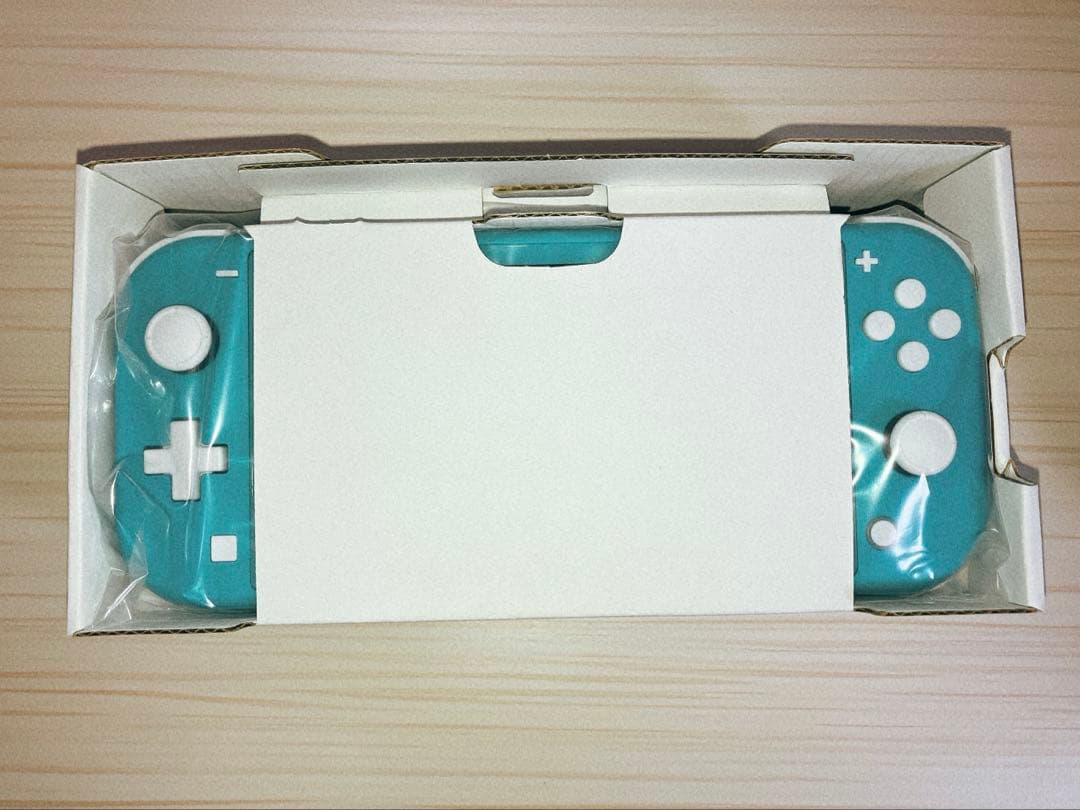 【シリコンカバー、ケース付】Nintendo Switch Lite ターコイズ