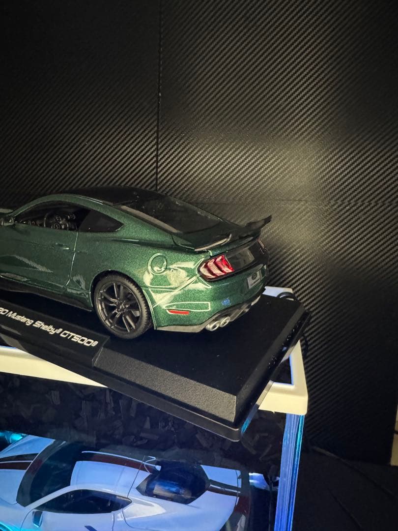 【世界に一つ‼️】Corvette 1/18 ジオラマ LED 展示 鑑賞用 模型