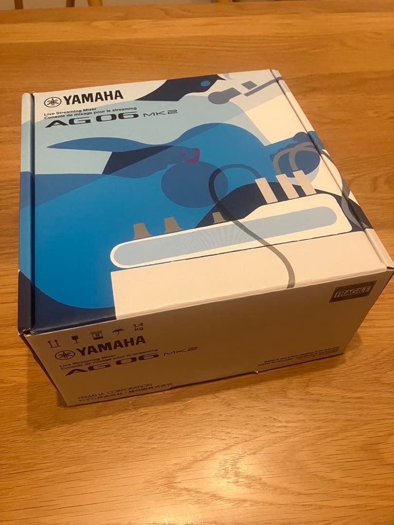 【美品】YAMAHA AG06MK2 オーディオミキサー ホワイト 箱あり