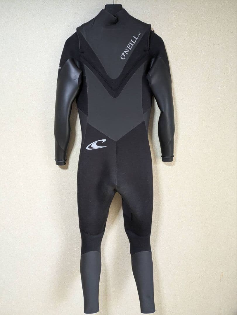 O'NEILL SUPERFREAK ドライスーツ ブラック