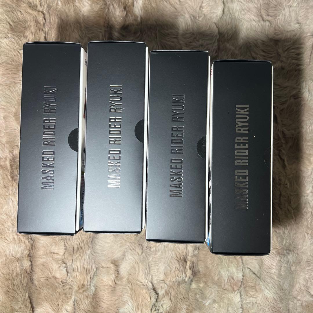 4点 S.H.フィギュアーツ（真骨彫製法） 仮面ライダー龍騎 新品