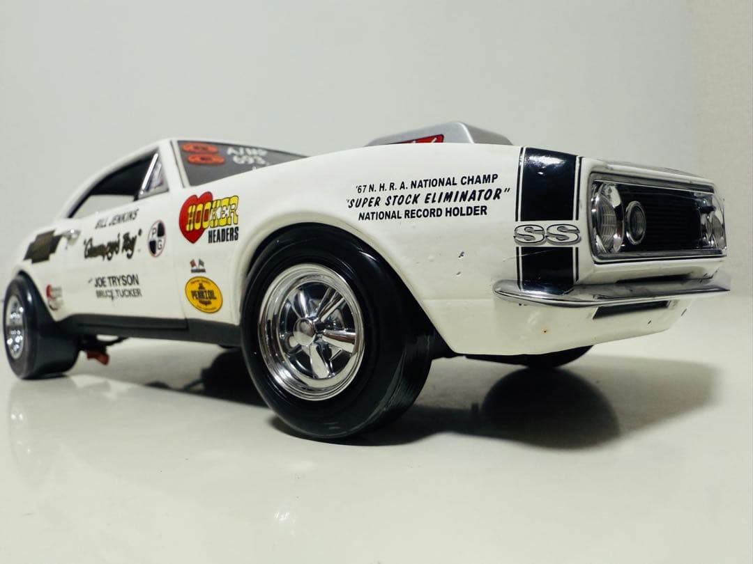 アーテル/'67 Chevyシボレー Camaroカマロ SS 1/18 限定