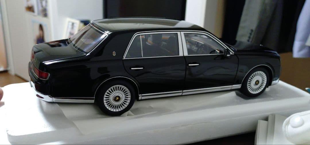 オートアート 1/18 センチュリー Century ブラック