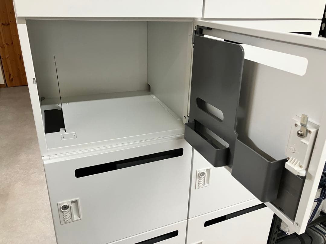 10人用 パーソナルロッカー メールボックス付 ダイヤル錠 鎌倉市引き取り