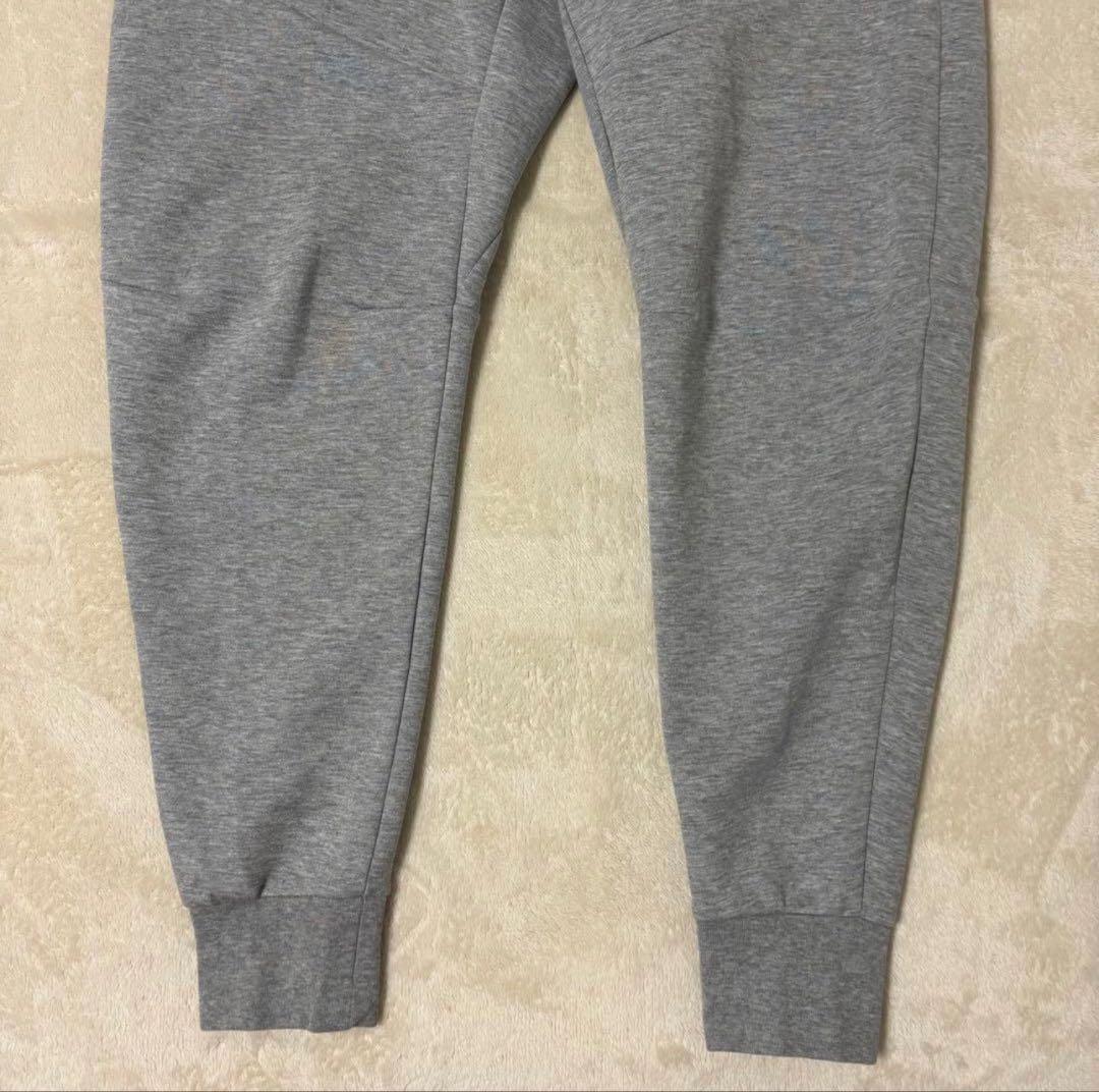 ナイキ　テックフリース　パーカー　ジョガーパンツ　上下セットアップ