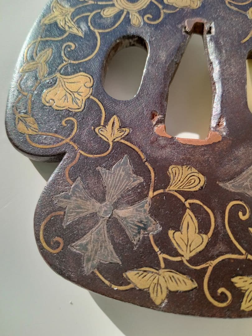 平安城鍔（キリシタン鐔）　桃山時代