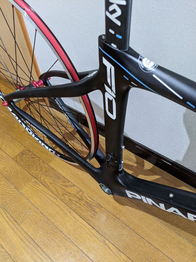 中華カーボーPINARELLO F10 風ロードバイクフレーム、サイズ46