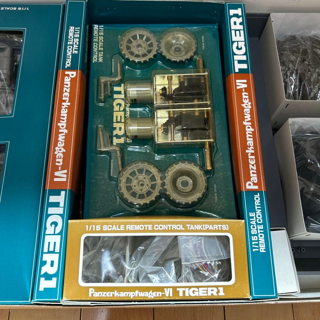 新品　戦車1/15 タイガー1　プラモデルPanzerkampfwagen VI