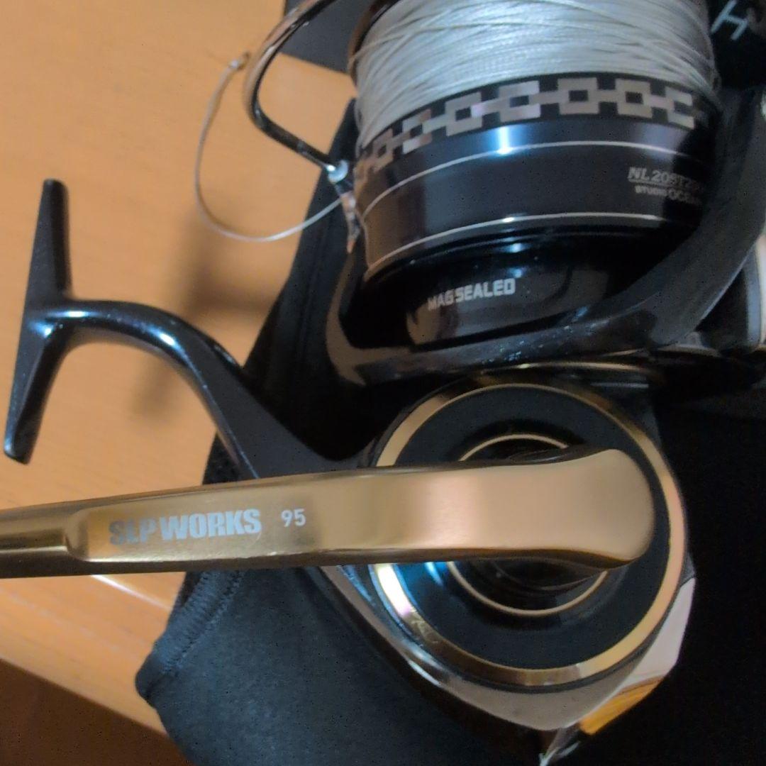 20ソルティガ 20000H パワーハンドル23000スプール２個月末セール価格