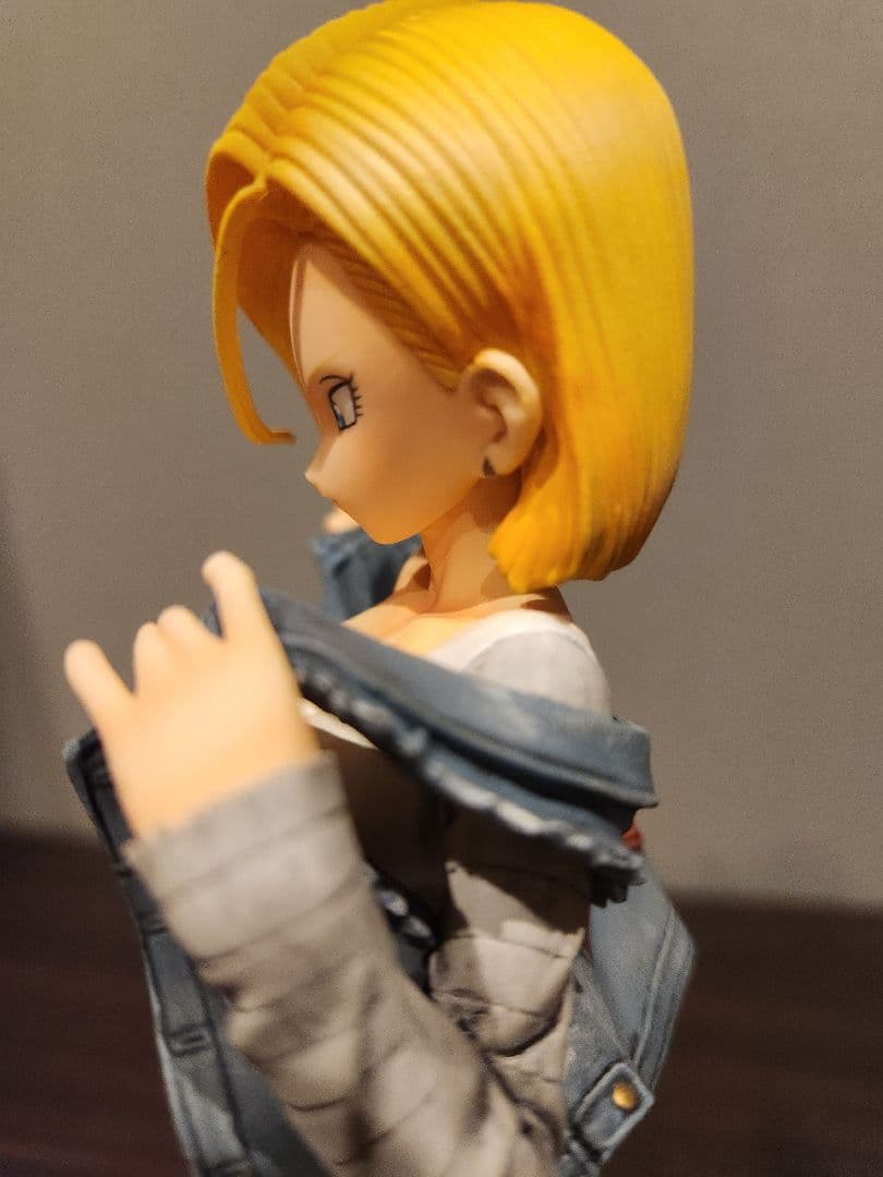 glitter&glamours 18号　フィギュア グリッターグラマラス　生足