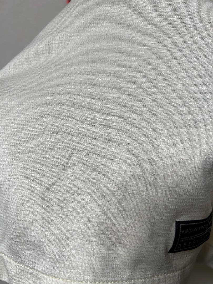 リヴァプール 21-22アウェイユニフォーム