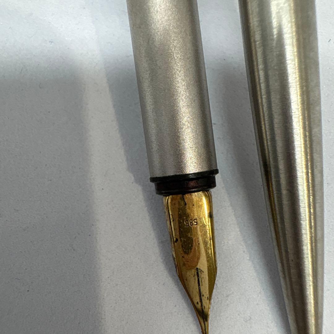 モンブランブラウンケース付きボールペン・万年筆2本セット14k