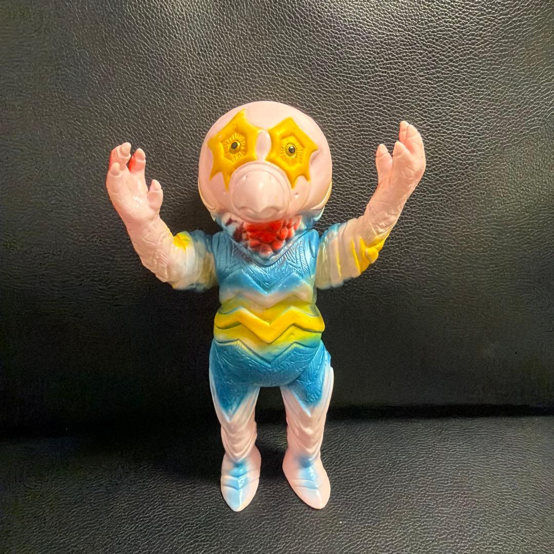 ベアモデル ガッツ星人 ソフビ