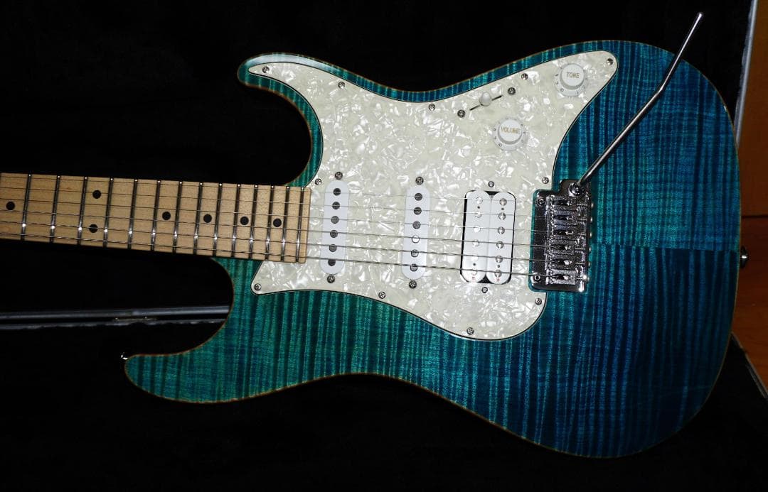 ギター Suhr Standard Pro Bahama Blue