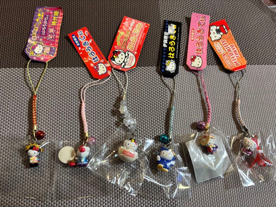 ご当地キティ 根付け USJ【レア含】33個 まとめ売り