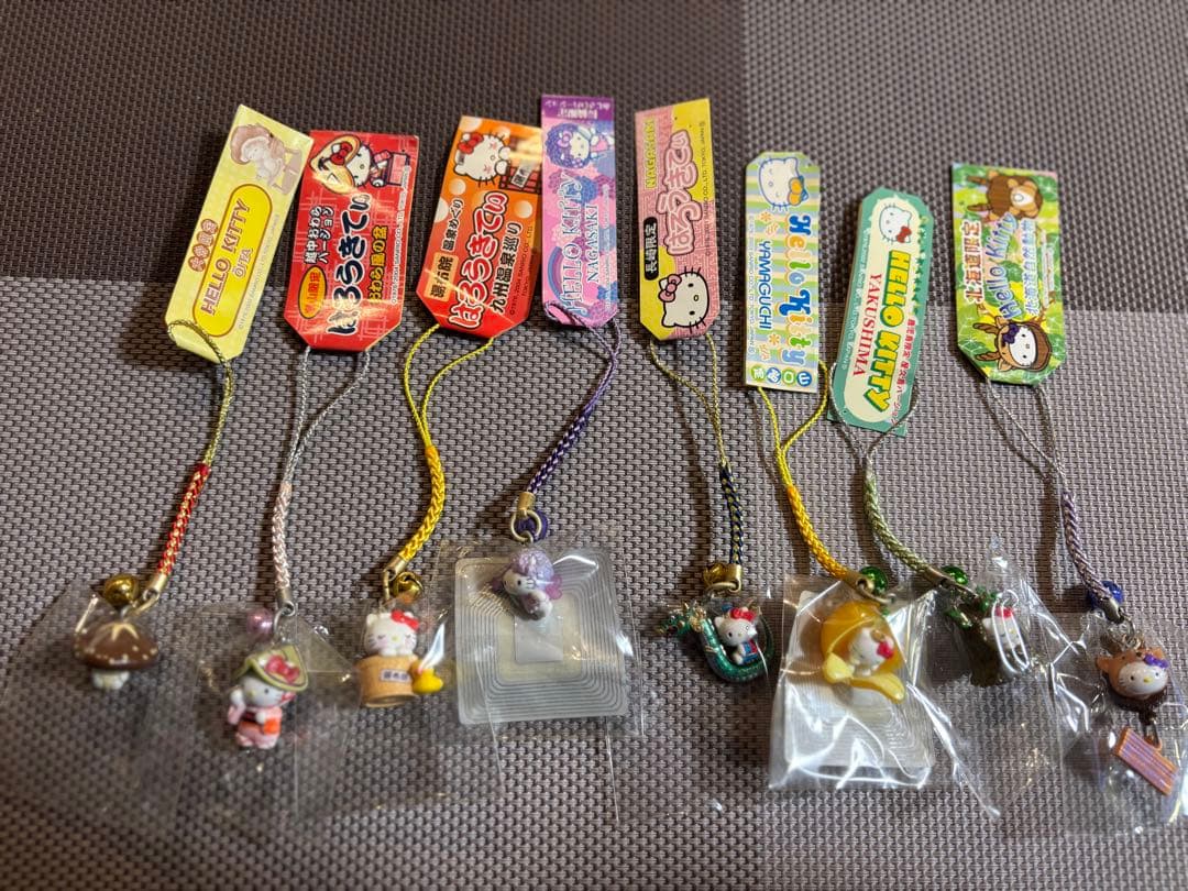 ご当地キティ 根付け USJ【レア含】33個 まとめ売り