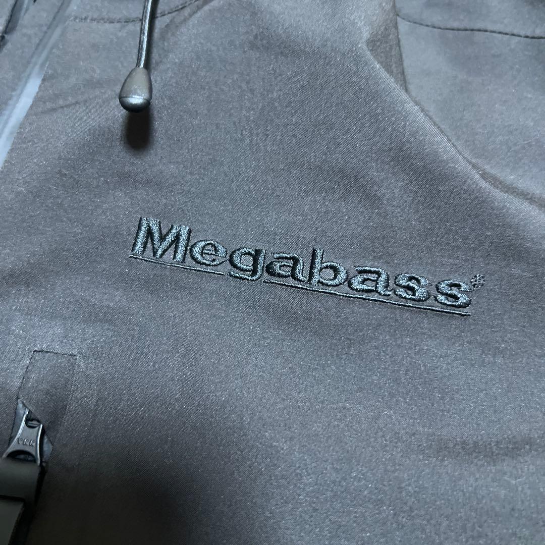 メガバス　ウィルダネスジャケット　ブラック　Ｌサイズ