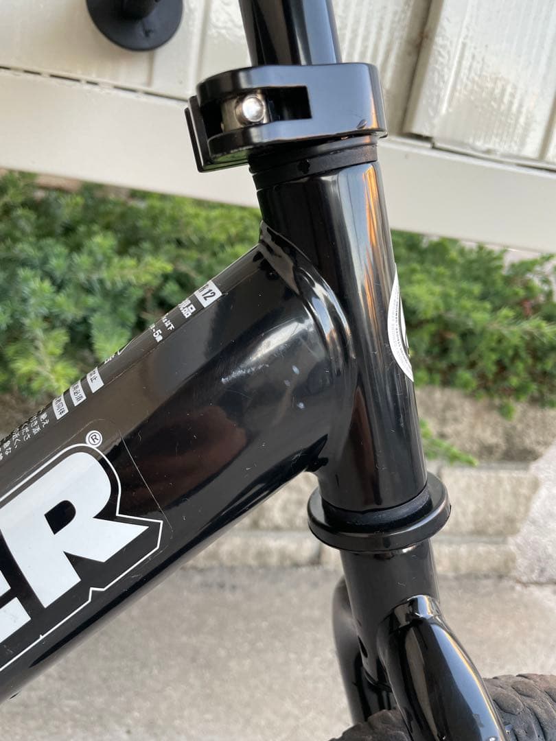 ストライダー　STRIDER　ブラック