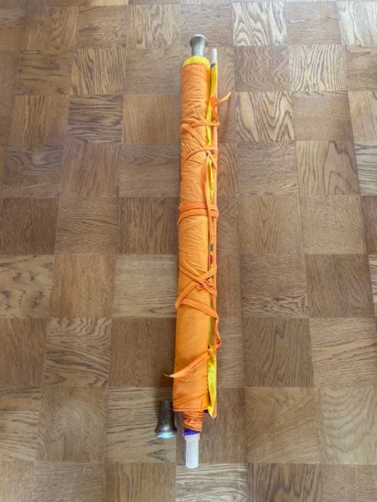 ブータン雑貨　刺繍タンカ　グルリンポチェ　92×158cm