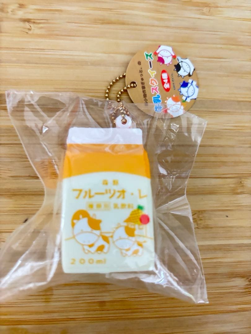 布小物ギュッと 森のバター、チーズ、クリームチーズ　スクイーズ