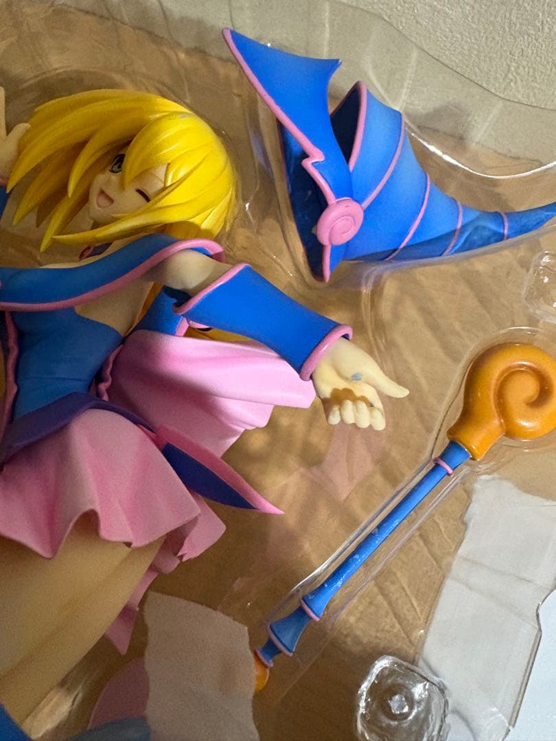 劇場版 コトブキヤ 遊戯王 ブラック・マジシャン・ガール 箱あり7470