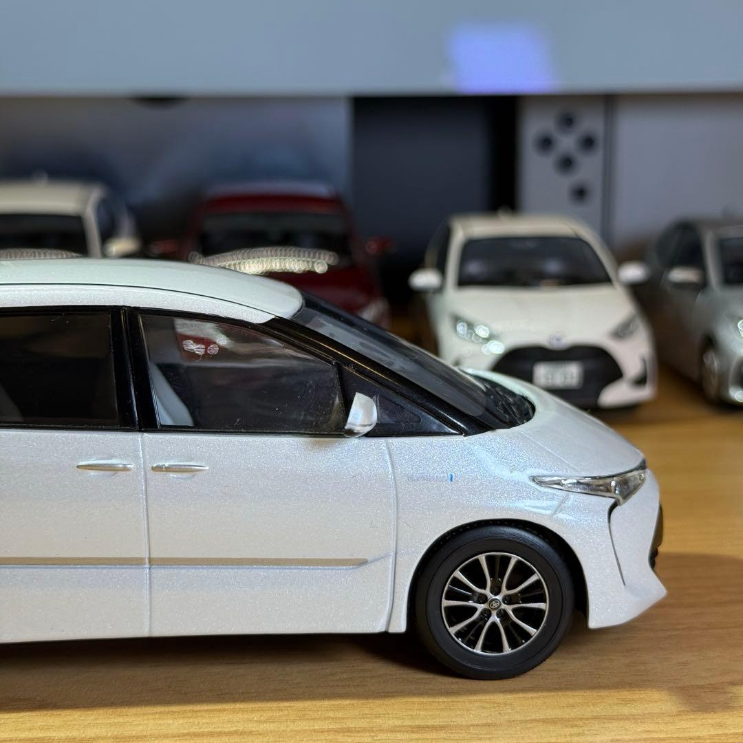 【非売品】エスティマ ハイブリッド カラーサンプルミニカー 1/30