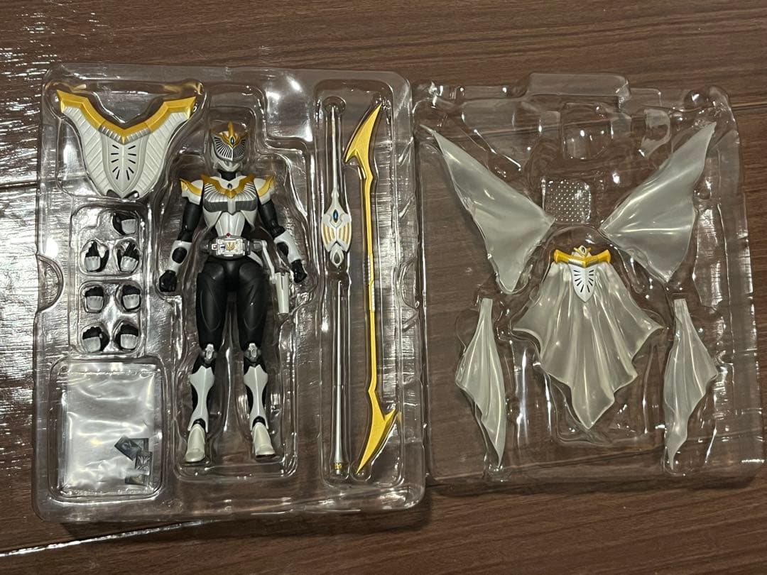 S.H.フィギュアーツ　仮面ライダーファム　タイガ　ベルデ　インペラー　シザース