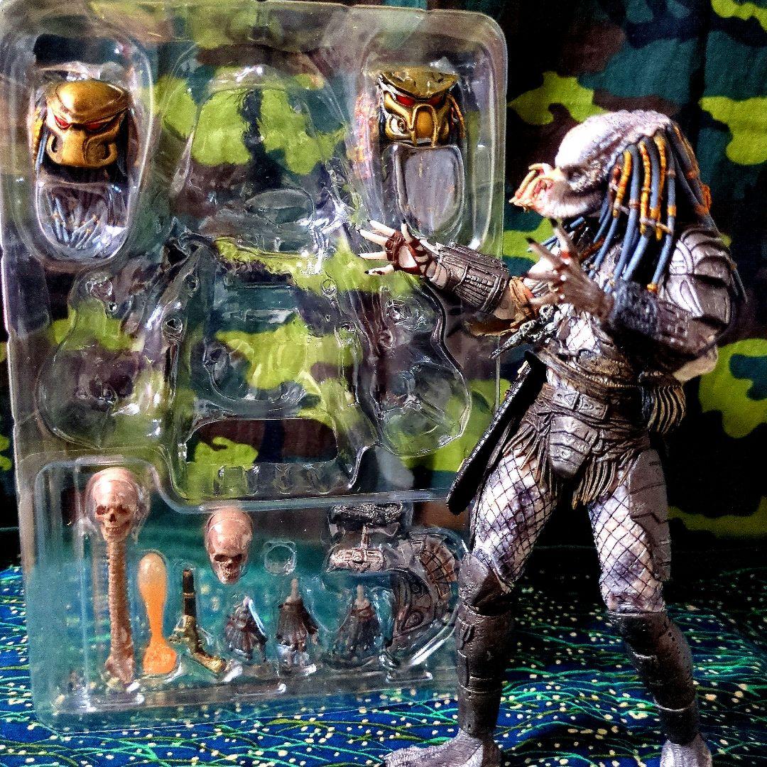 NECA／アルティメット・エルダープレデター 中古開封品／✨別名∶グレイバック