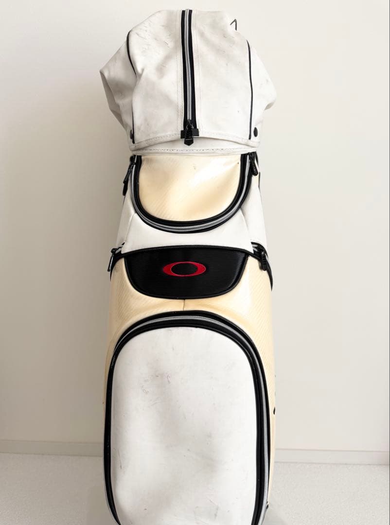 ゴルフバッグ　キャディバッグ　オークリー　ホワイト