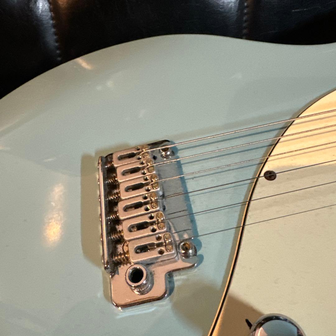 ジャンクLINE6 Variax 600 ライトブルー モデリングギター　ギター