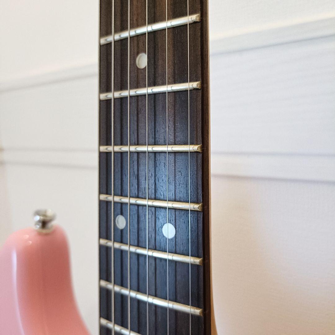 【メンテ済】Squier ストラトキャスター エレキギター 本体 ピンク