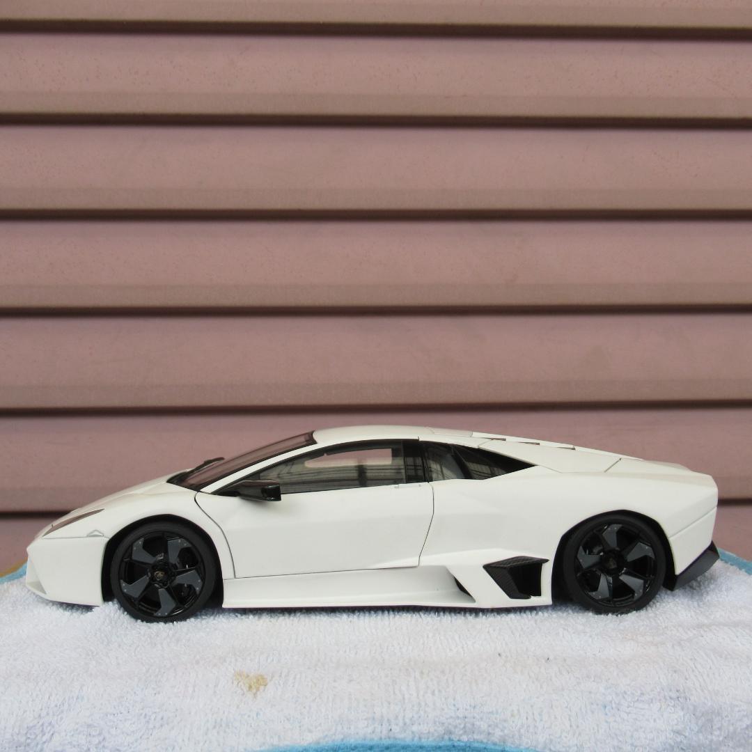 オートアートAUTOartモデルカー1/18ランボルギーニレヴェントン74594