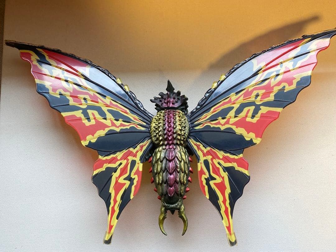 バトラ　大空を舞う地球の守護神バトラ来襲！