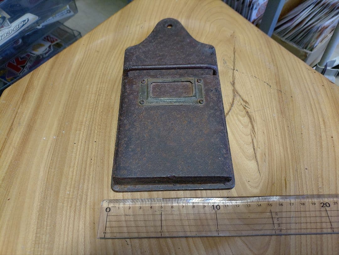 アンティーク　レトロ　郵便受け　新聞受け　アイアン