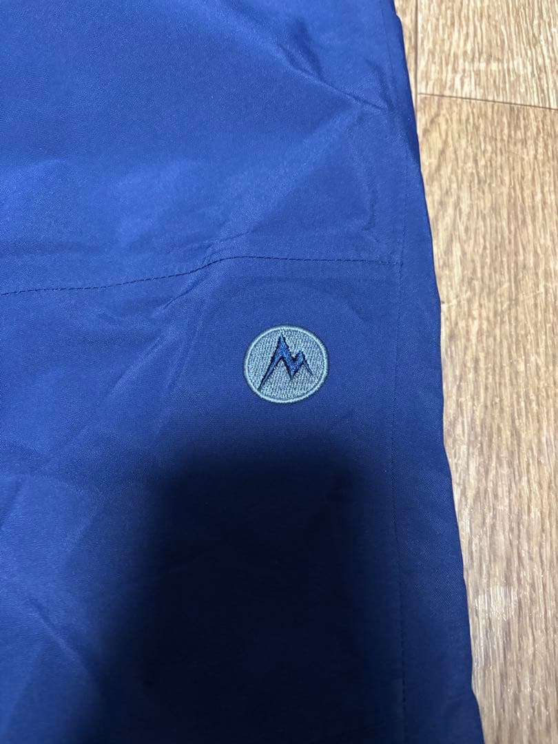 マーモットmarmot ゴアテックスGORE-TEX 紺色　Ｌサイズ　ＸＬ