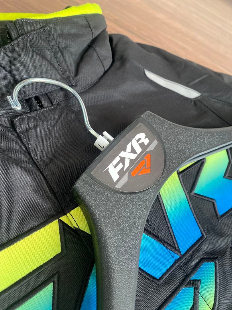 FXR スノーモービルセットアップ上下