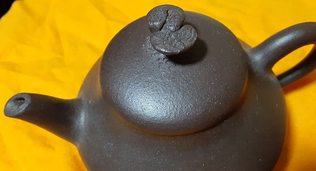 人間国宝　三代　山田常山　梨皮烏泥茶銚　霊芝摘　急須　KS