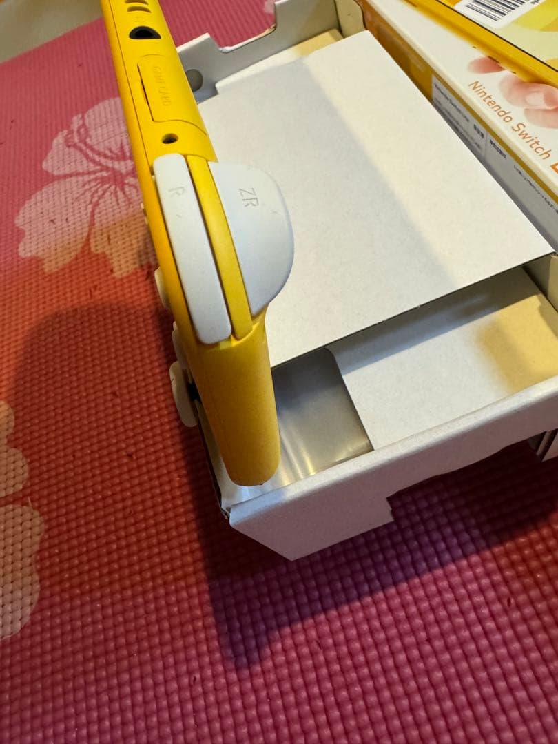 ⭐︎美品⭐︎Nintendo Switch Lite Yellow