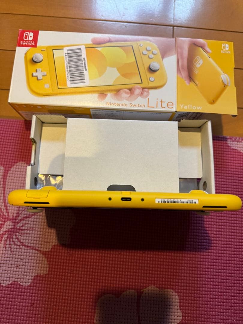⭐︎美品⭐︎Nintendo Switch Lite Yellow
