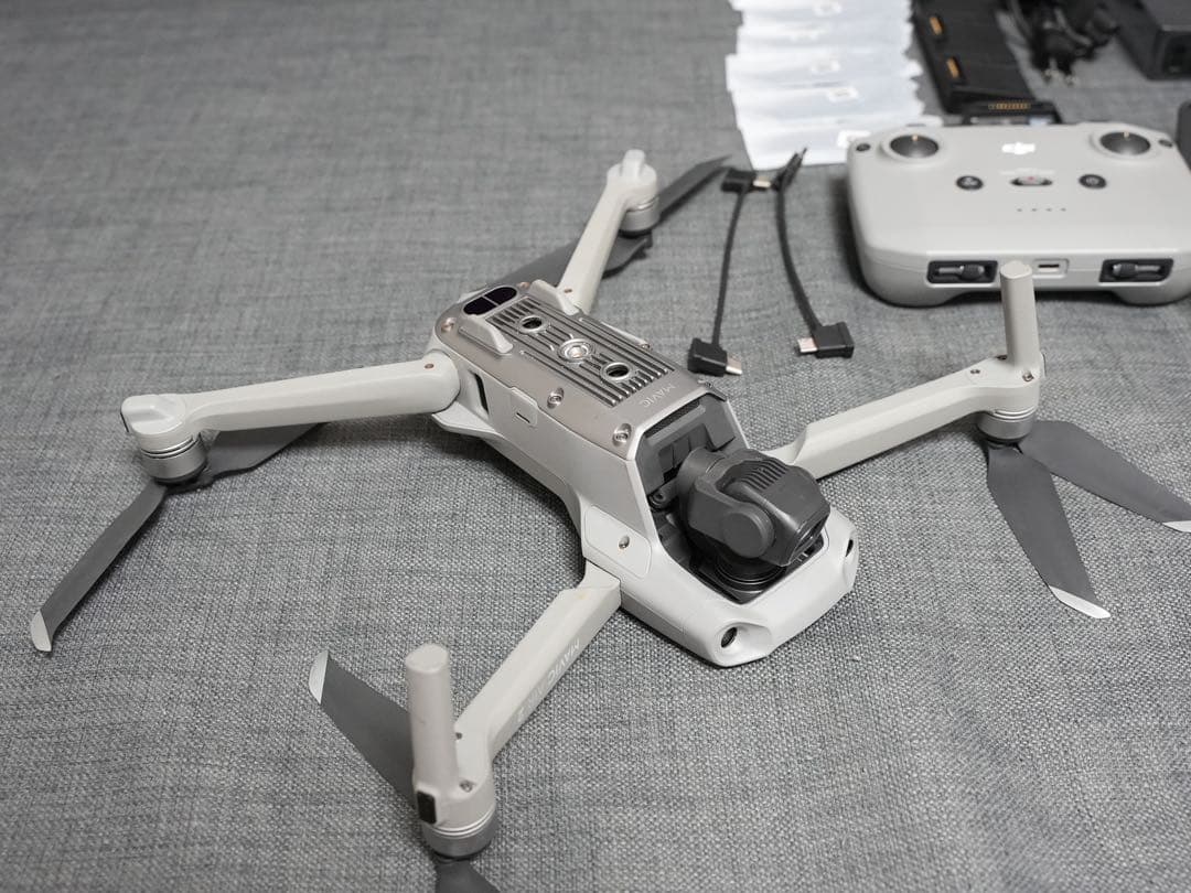 DJI MAVIC AIR 2マビック エアー2 フライモア コンボ