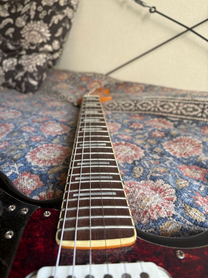 ギター squier classic vibe '70s jaguar