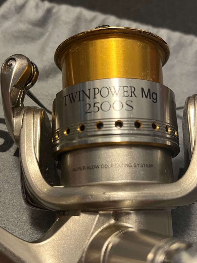 モ*ー様 06 ツインパワーMg 2500S シマノ SHIMANO TWINP