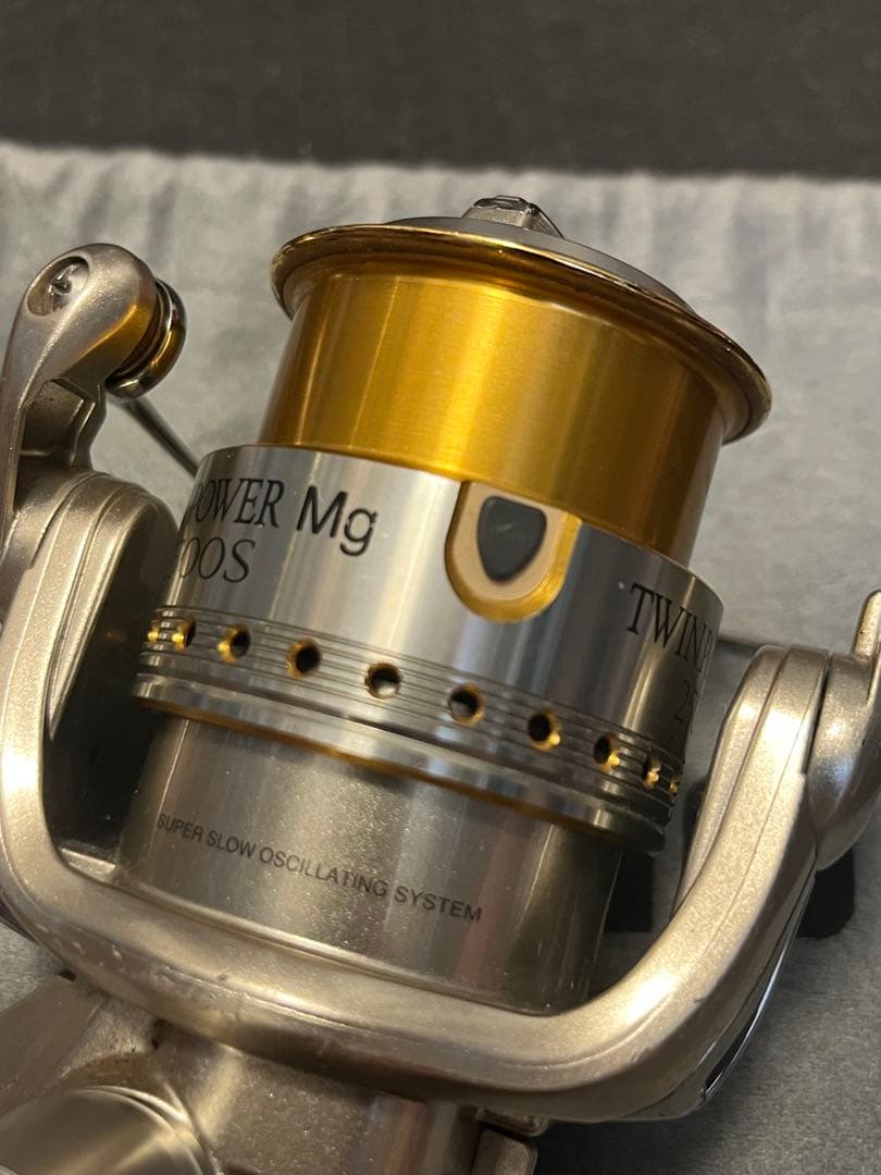 モ*ー様 06 ツインパワーMg 2500S シマノ SHIMANO TWINP