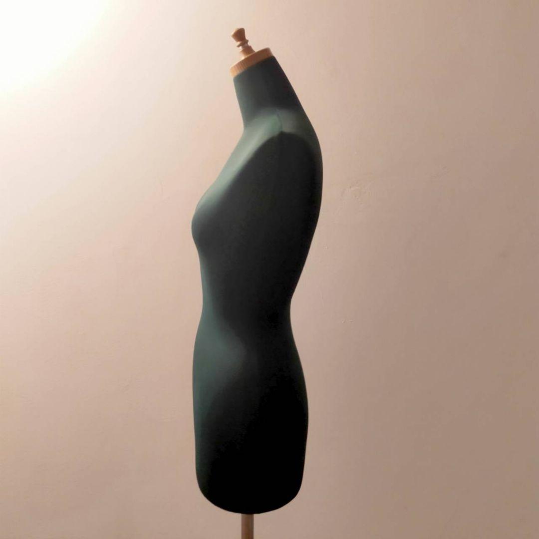 【美品】レディース ボディ マネキン 店舗用 トルソー 女性