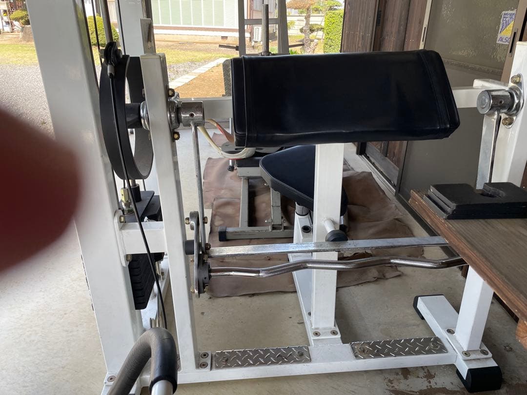 トレーニングマシン