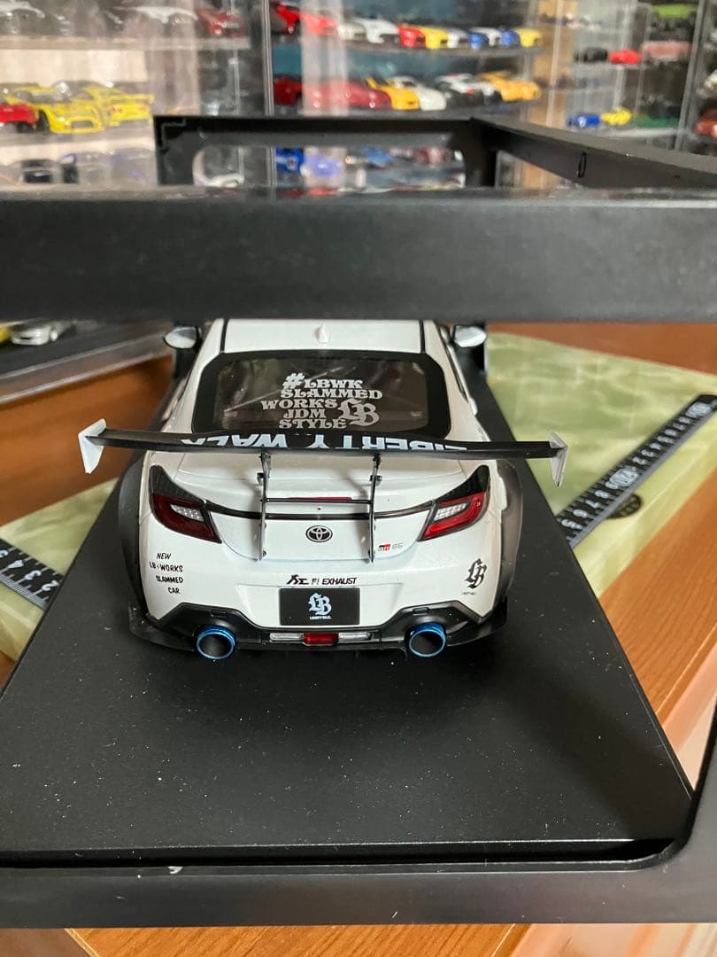 トヨタGR86 リバティウォーク　1/18 新品未使用