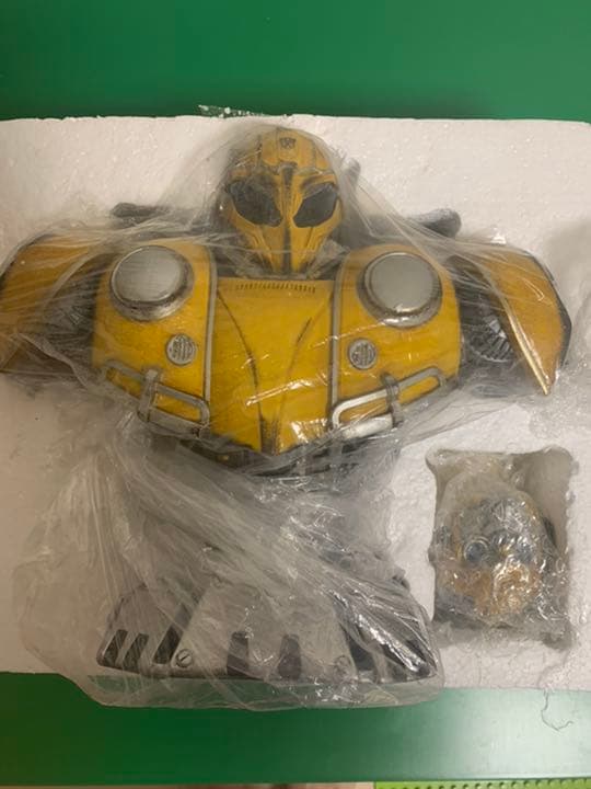 トランスフォーマー フィギュア バンブルビー