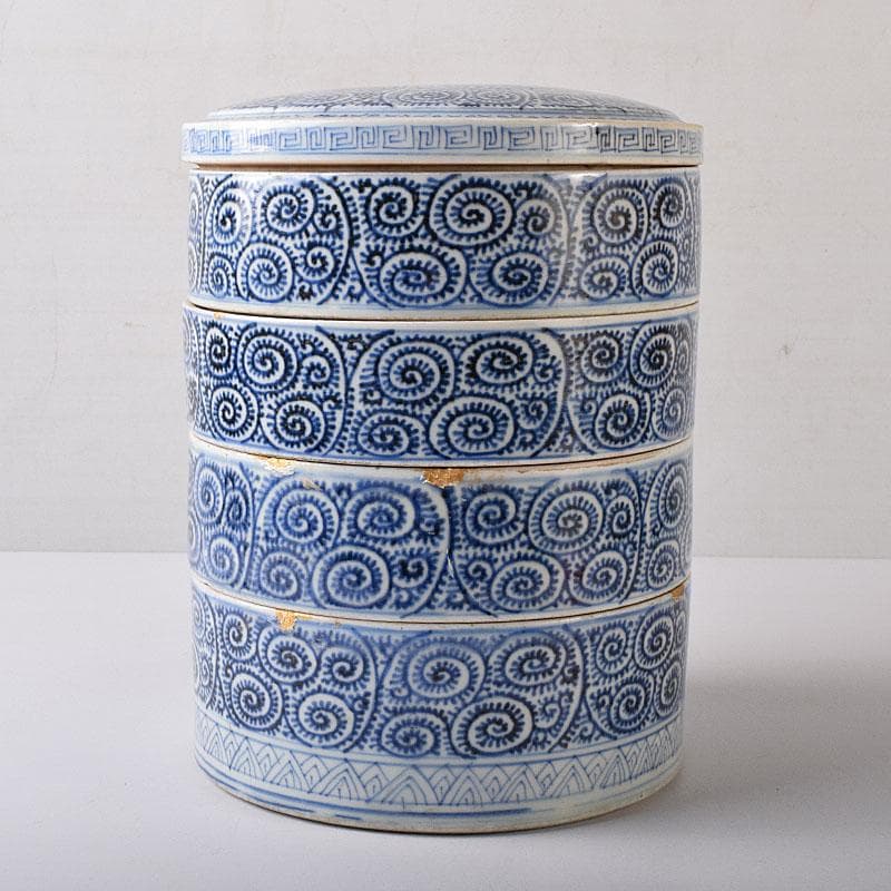 伊万里焼　古伊万里　染付　蛸唐草文　四段重箱　C　R8464H