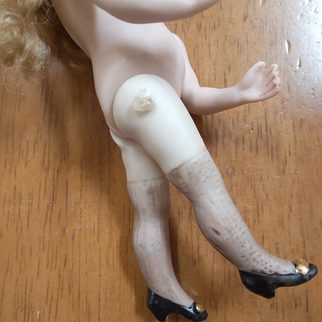 ミニョネット　アンティークドールリプロ　人形