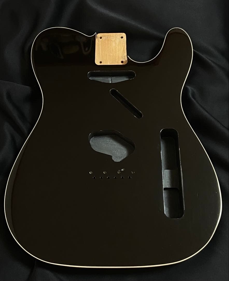 テレキャスターNo73バインディングボディ　ブラック　ラッカー塗装